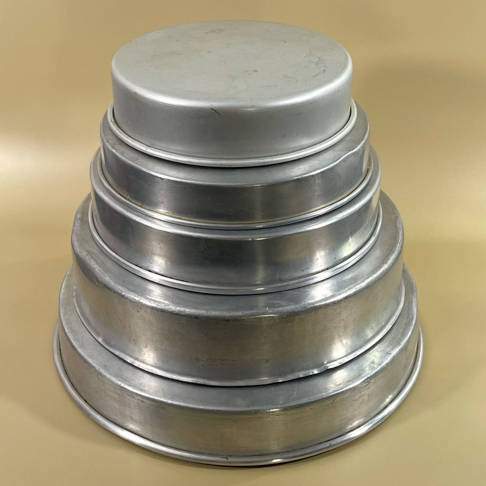 Bundle Sale 5 Round Cake Pan
